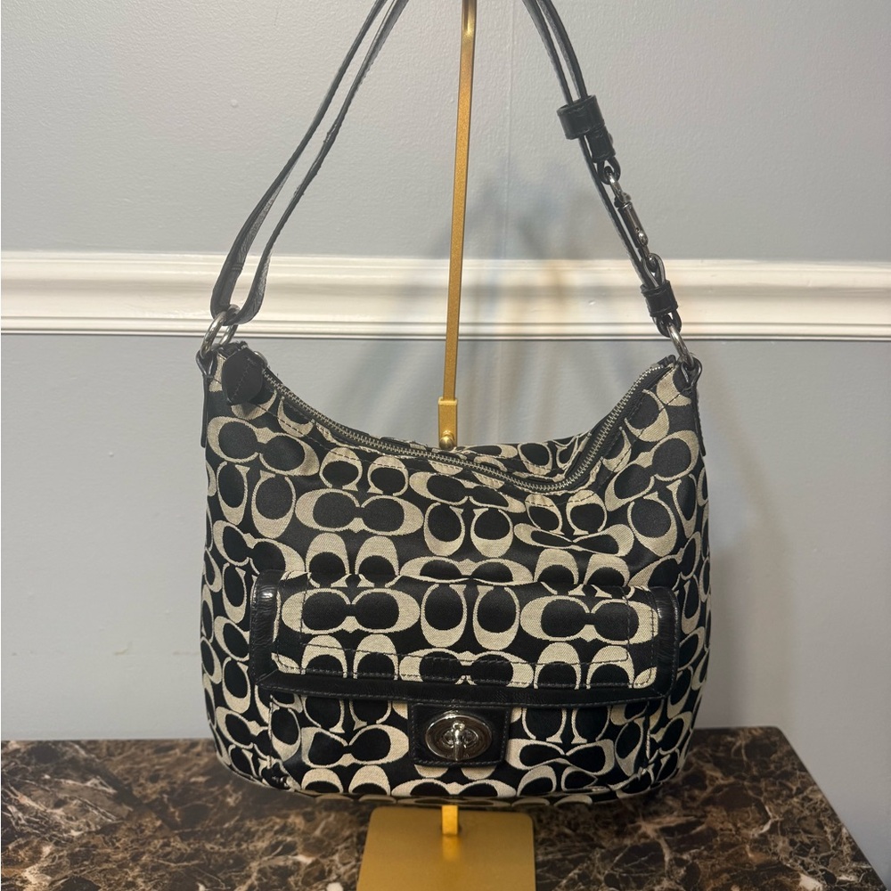 Black and Cream Signature Pattern Hobo Shoulder Bag - Picture 7 of 14